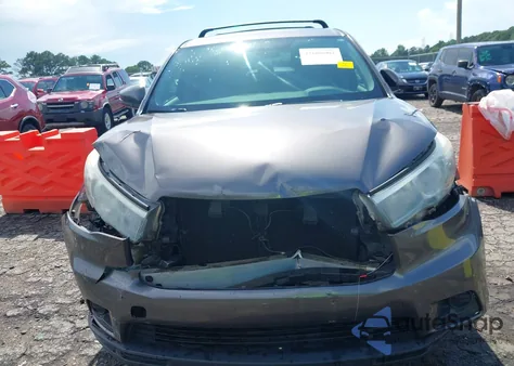 2015 Toyota Highlander Le z USA, uszkodzony, nr VIN 5TDZARFH4FS014186